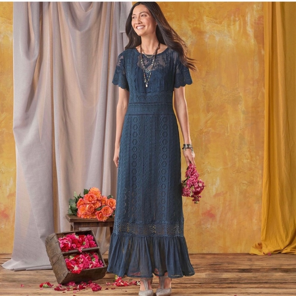 Lace Maxi Dress in Navy Blue